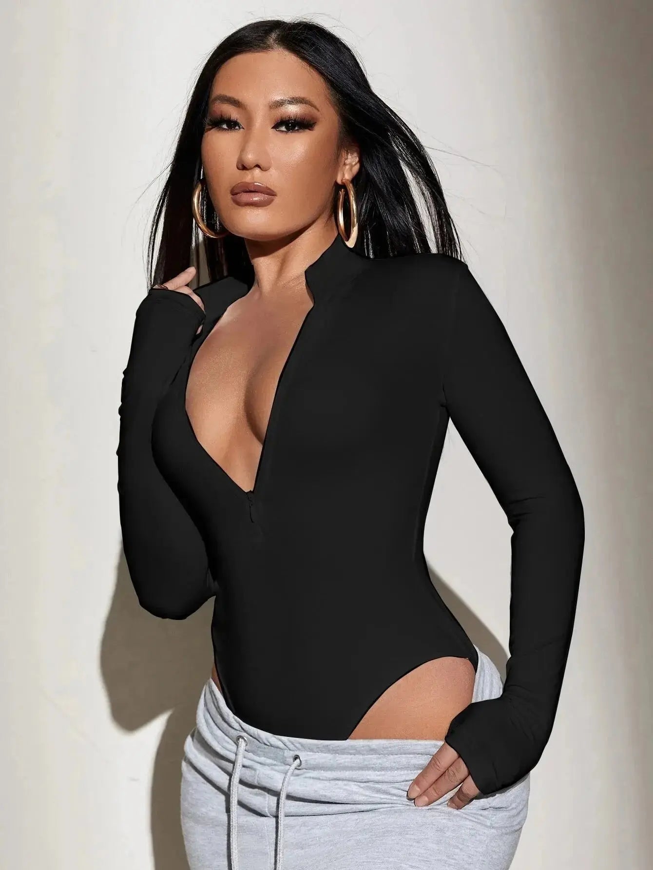 Smoes Wellness seamless sculpting long-sleeve bodysuit for women