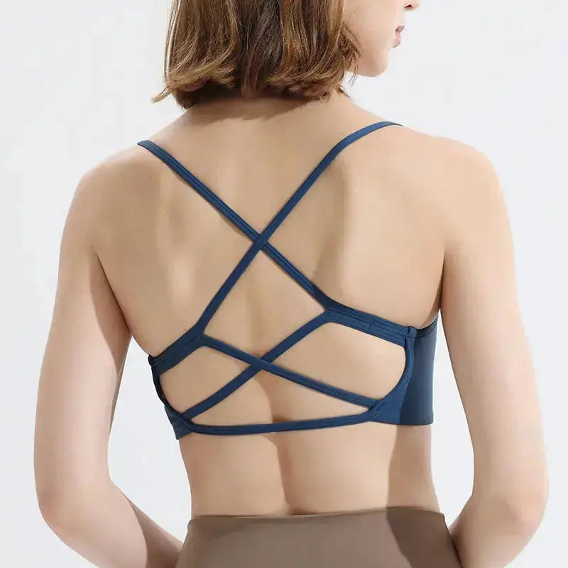 Smoes Wellness cross-back padded yoga sports bra for women